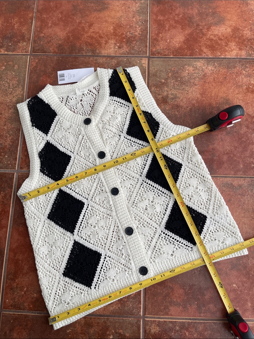 Adyson Parker Crochet Argyle Sweater Vest – NWT – Size L - Picture 9 of 12